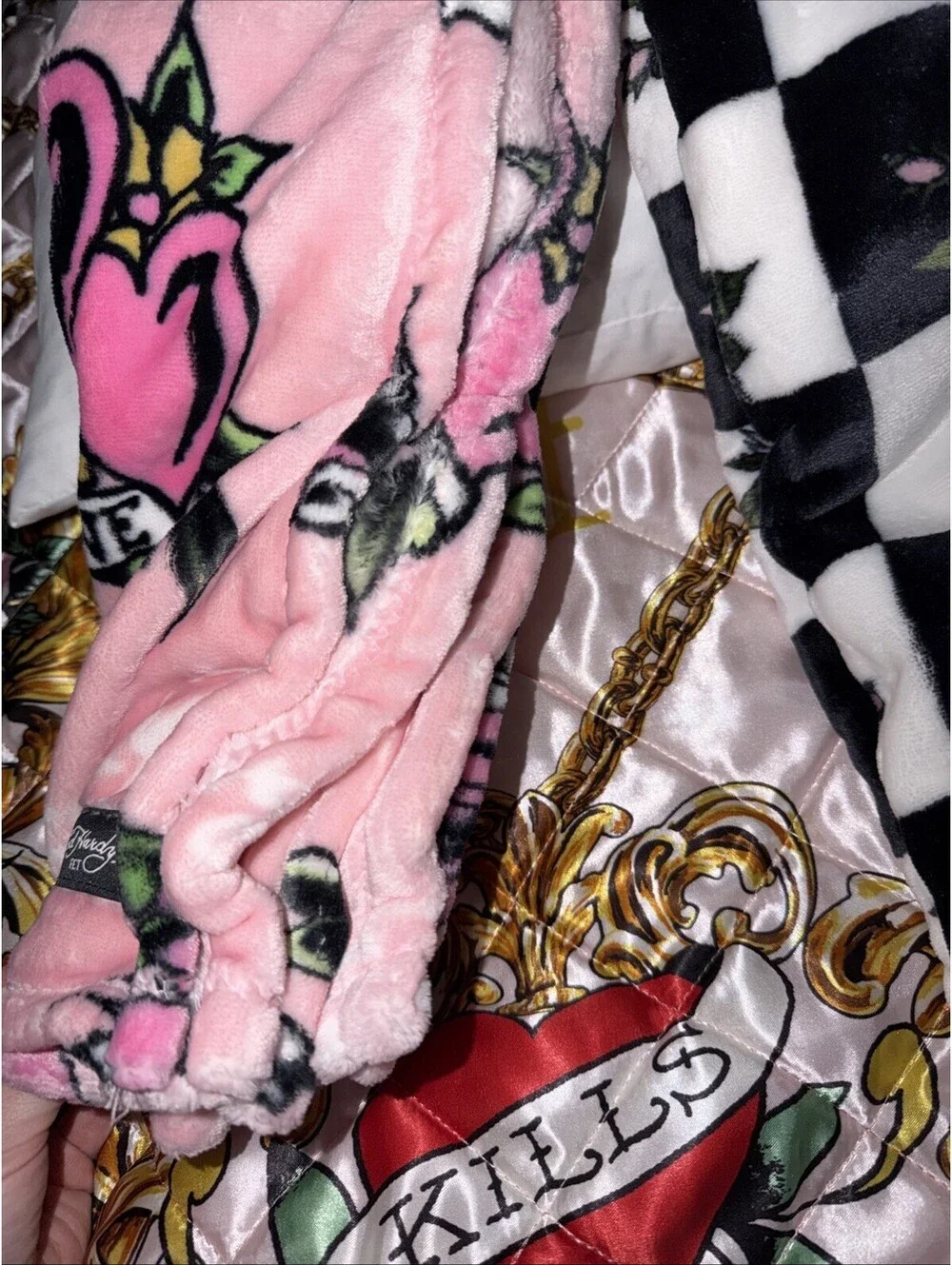Ed Hardy 2pc Pet Throw Set Pink & Black White Checkered 27x44 Each NWT